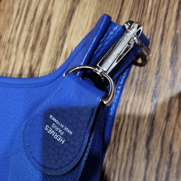 SOLD HERMES Electric Blue Clemence Leather Evelyne III 33 Bag - Picture 15 of 16
